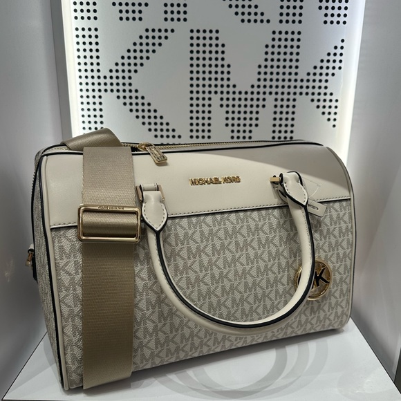 MICHAEL KORS TRAVEL MEDIUM DUFFEL SATCHEL / CROSSBODY BAG LIGHT CREAM MULTI - Picture 2 of 14